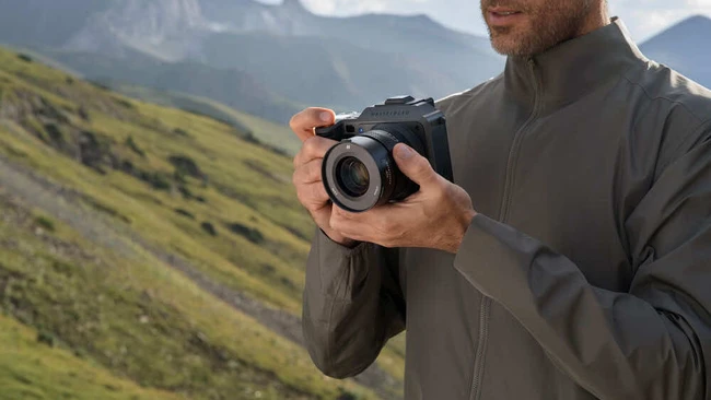 Can Medium Format Go Mainstream for Creators? - Fstoppers