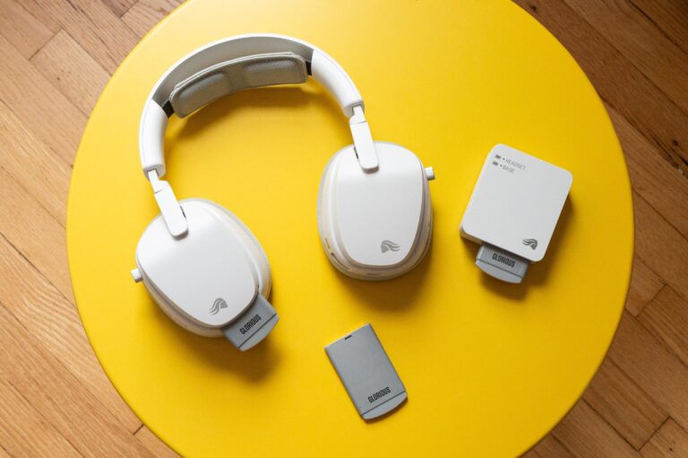 Glorious GHS InfinitePlay Headset Features Fast Hot-Swap Battery System - The Verge