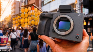 Sony FX5 Review: Compact Cinema Camera Bridges FX3A and FX6