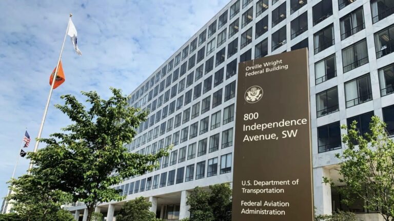 FAA Approves Nationwide Drone Delivery with 1,150 Flight Hub Cap