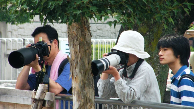 Canon-Nikon Partnership Fueled 70-Year Camera Rivalry