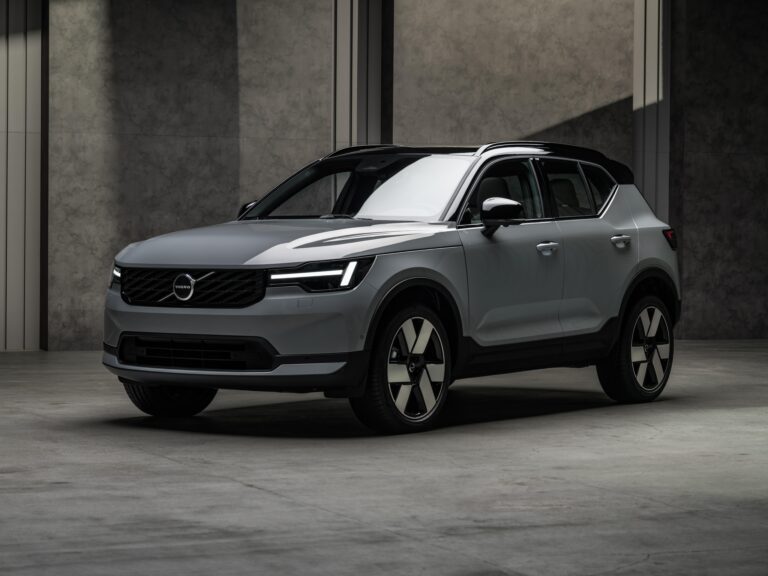 Volvo Brings Back XC40 PHEV with Fresh Design and Gemini AI