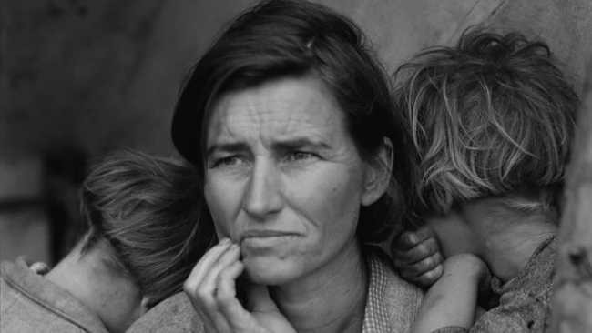 The Untold Story Behind Dorothea Lange’s ‘Migrant Mother’ Portrait