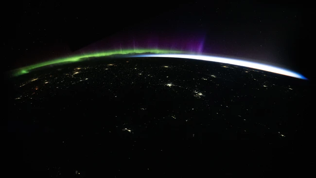 Astronaut Jessica Meir Captures Purple Aurora From Space Using Nikon Z9