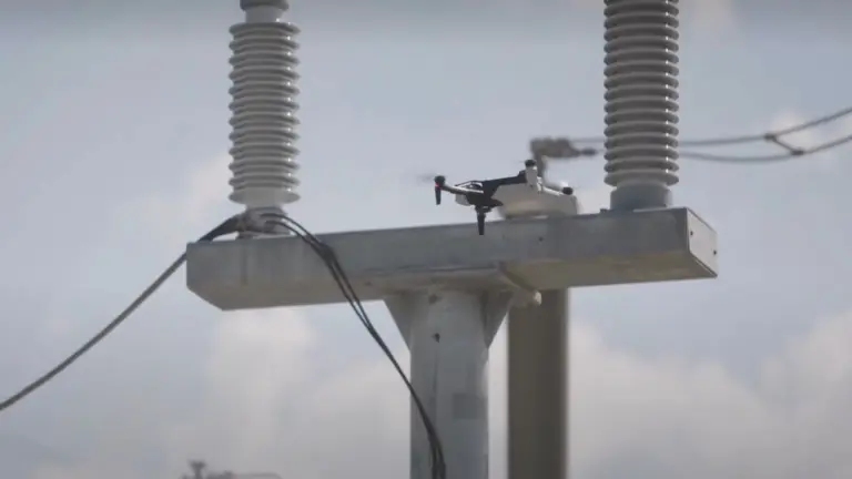 Dominion Energy Deploys 100 Skydio Docked Drones to Train Linemen as Drone Pilots - DroneXL