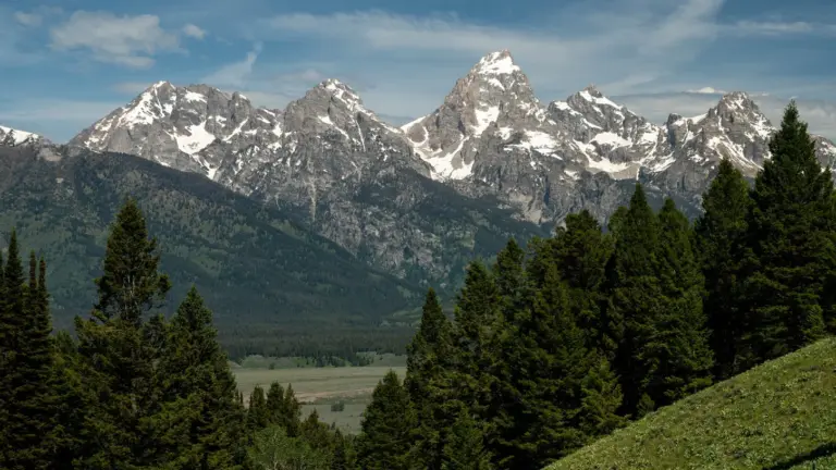 Blacktail Butte Drone Flight Requires FAA & Park Approval After Viral Clip