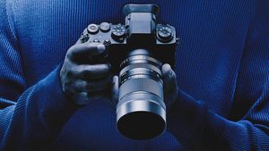 Sigma 50-120mm f/2.8 OS Lens for Sony E Mount