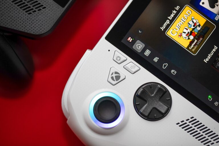 AMD Confirms FSR 4 Coming to Handhelds by End of 2026