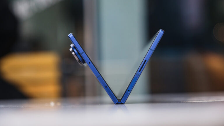 Essential Hinge Care Tips for Foldable Phone Creators