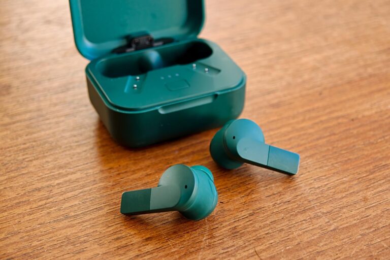 Fairphone Fairbuds 2: Repairable Earbuds with Better Audio