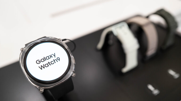 Understanding the Orange Dot on Your Samsung Galaxy Watch