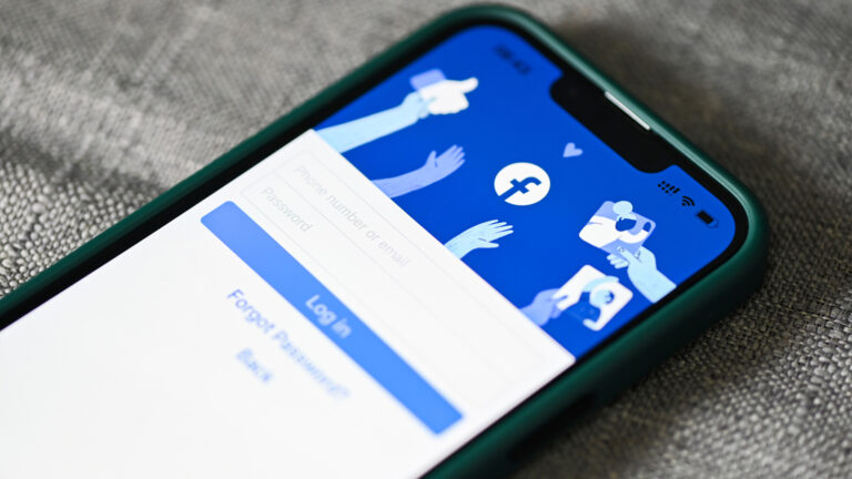 Meta Adjusts Terms After Scraping Backlash Raises Creator Concerns
