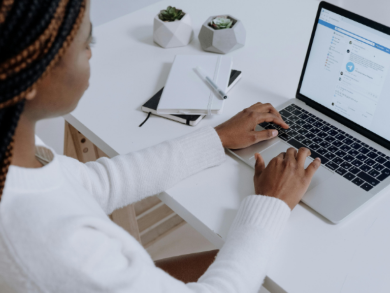 Master Facebook Scheduling: Boost Consistency & Audience Growth